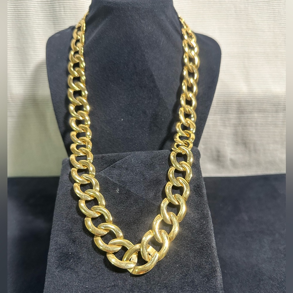 Vtg: Napier (pat pending) Gold Toned 22” Link Necklace **Unisex**
